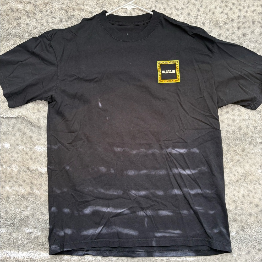 Nike The Nike Tee Loose Fit T-Shirt